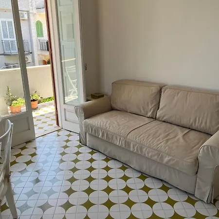 Daire Bianca, Seaside Panoramic Rooftop *