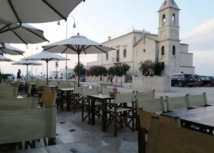 Bianca, Seaside Panoramic Rooftop